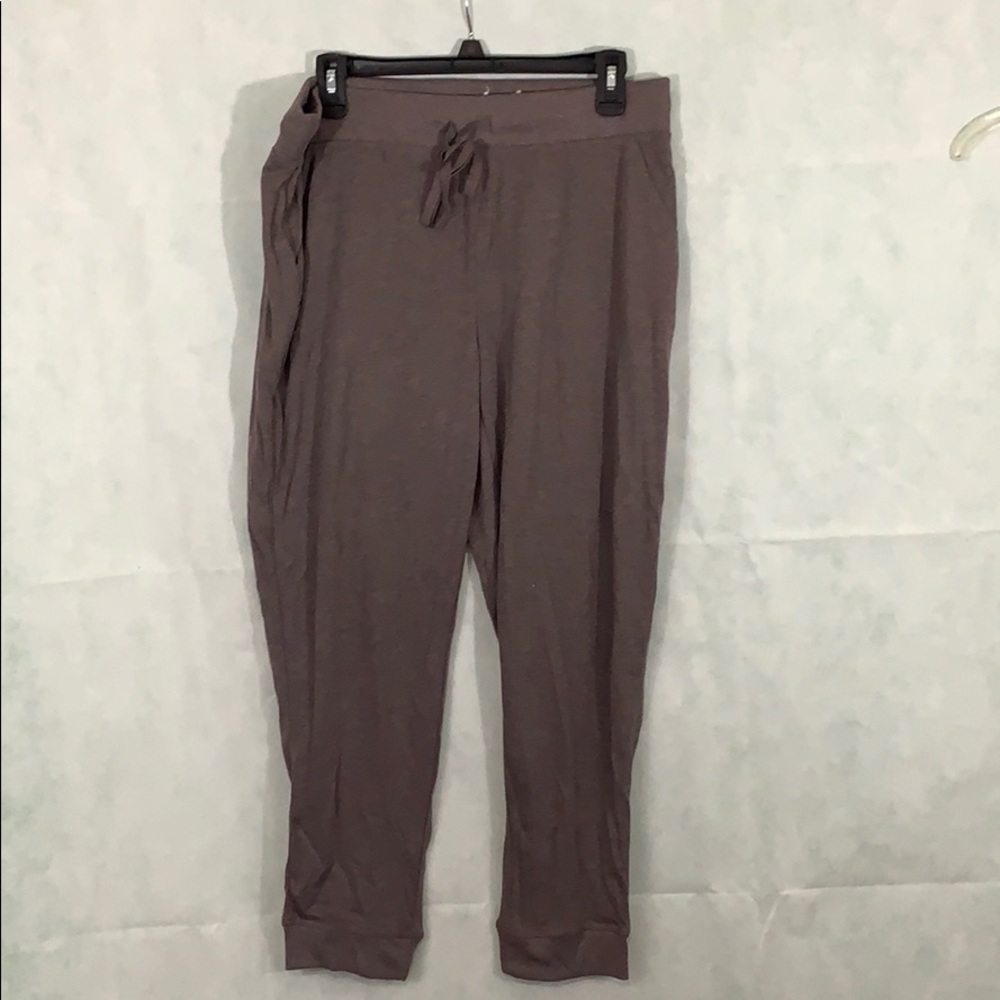 NWOT Xersion slim fit size large lounge pants